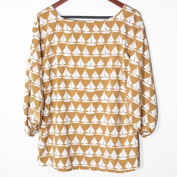 Old Navy Blouse Sailboat Print Tan White Size L Coastal Grandma - Picture 1 of 7